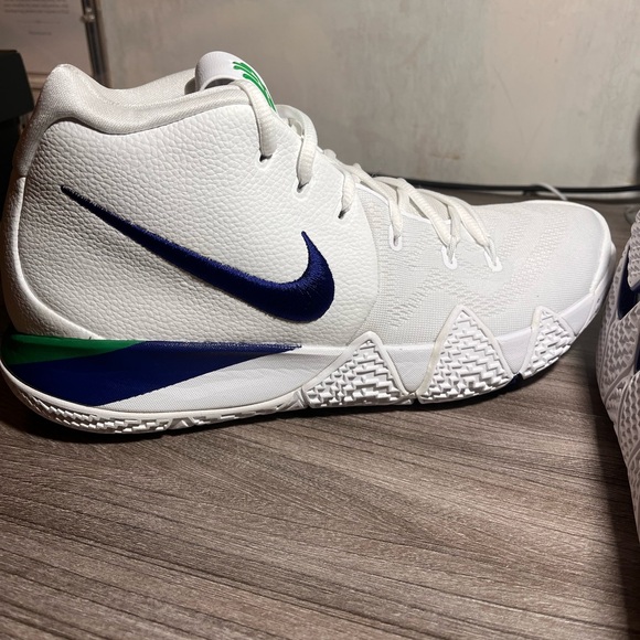 Nike Kyrie